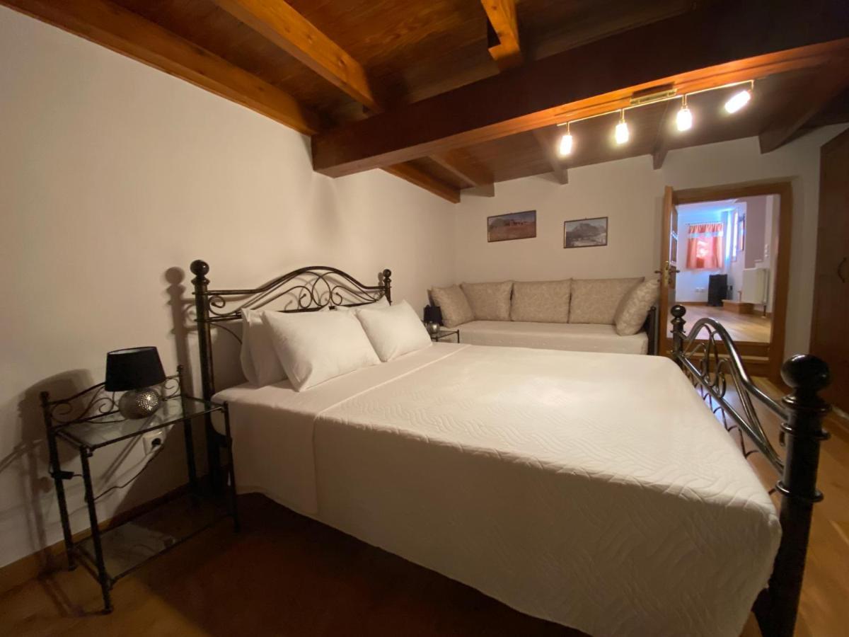 Pegasus House Hotel Corinth Exterior foto