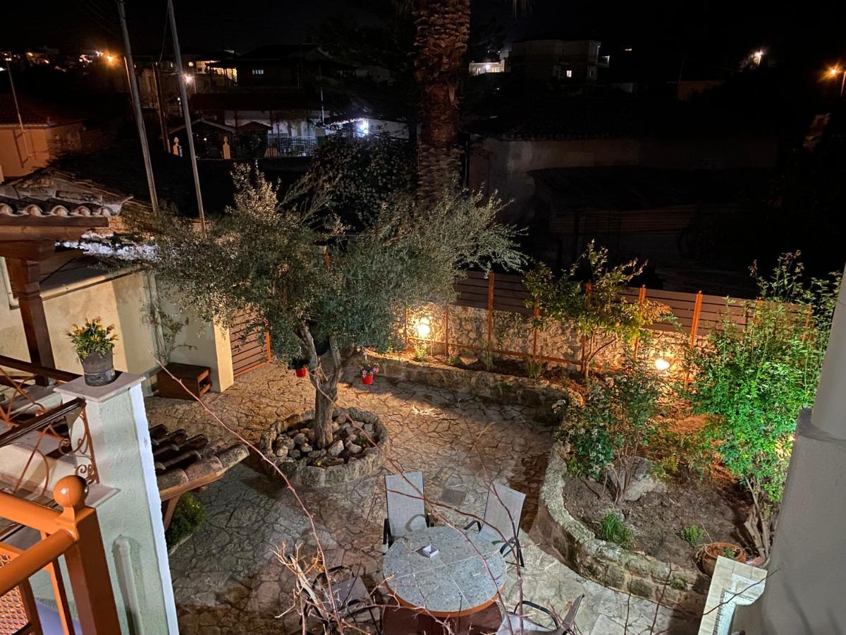 Pegasus House Hotel Corinth Exterior foto